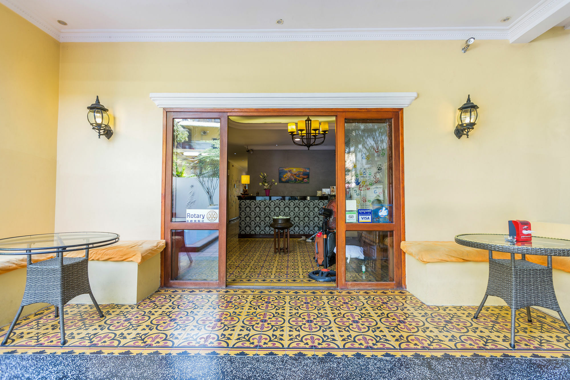 Jasmin Monument Hotel Phnom Penh Exterior foto